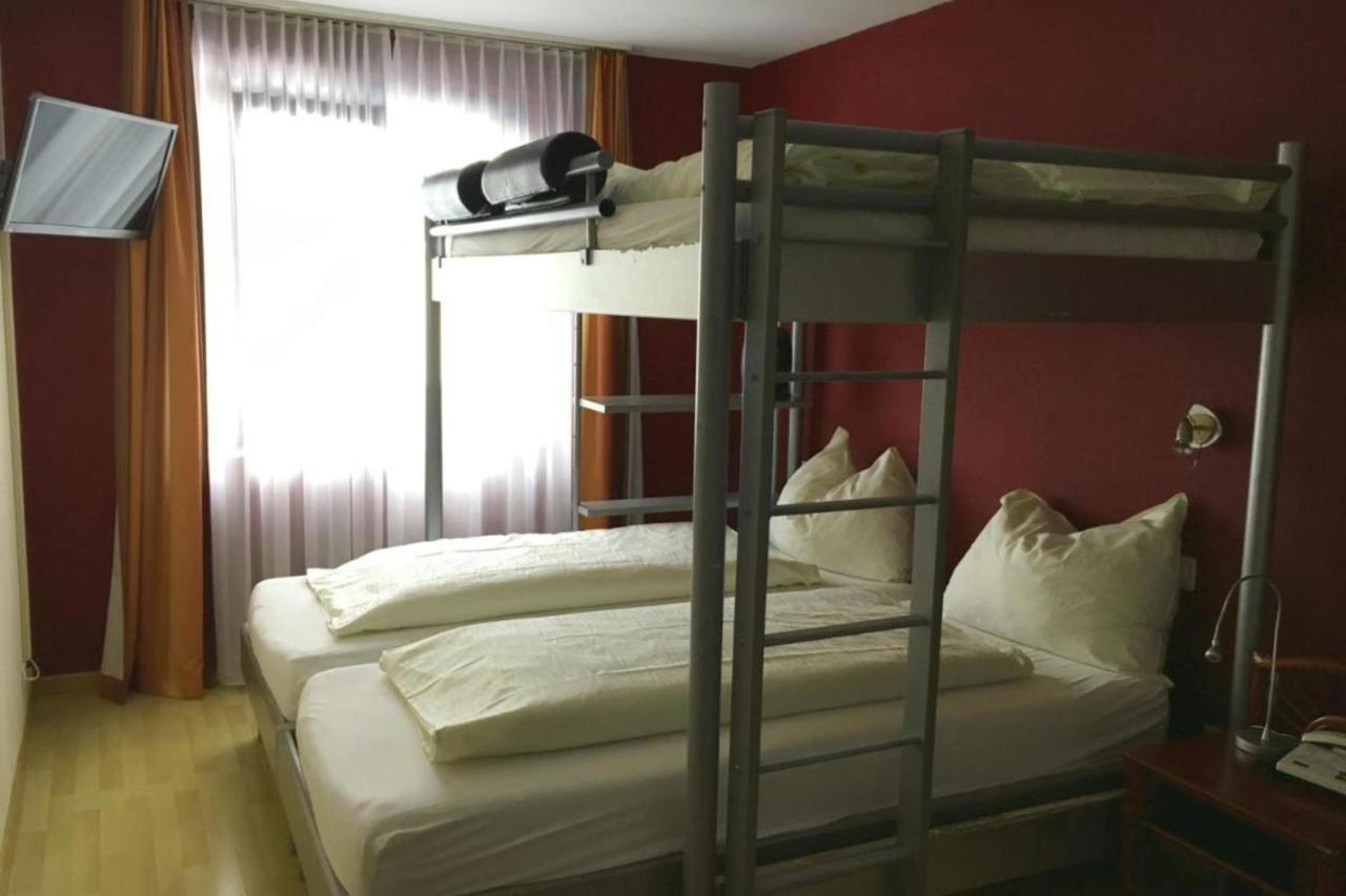 Affordable Rooms In Heart Of ルツェルン エクステリア 写真