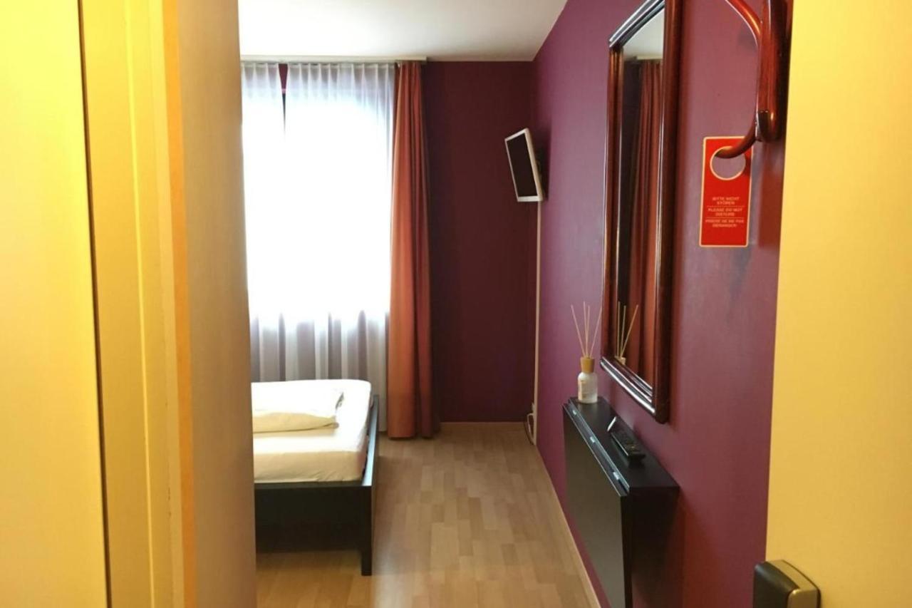 Affordable Rooms In Heart Of ルツェルン エクステリア 写真